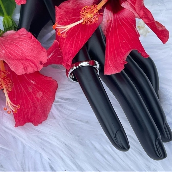 NWT Adornia Dome Ring White Rhodium Plated Sterling Silver Size 7 - Picture 6 of 7